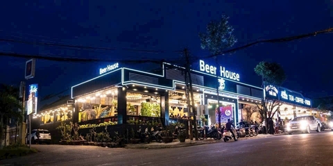 Beer House - Số 2 Quách Văn Tuấn, Quận Tân Bình