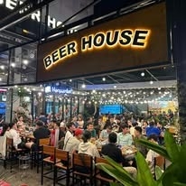 Beer House - Số 2 Quách Văn Tuấn, Quận Tân Bình