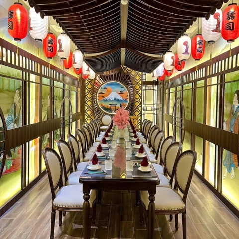 Hầm Rượu Vang 303 Phạm Văn Đồng Gò Vấp