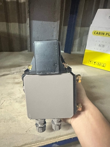 Mô tơ kích ca bin T7H