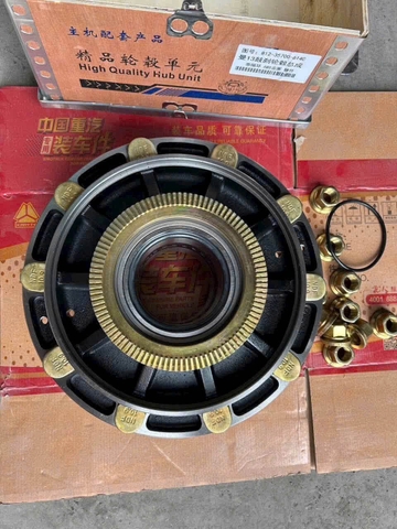 Tổng thành moay ơ sau cầu MAN