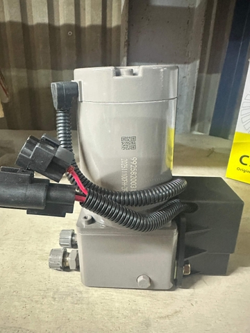 Mô tơ kích ca bin T7H