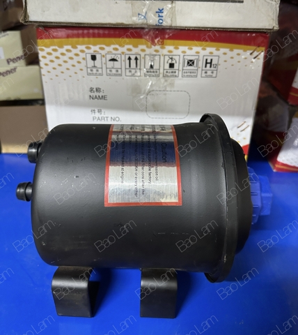 Bình dầu trợ lái Howo