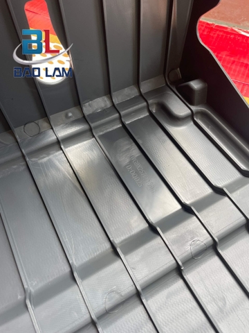 Nắp bình ắc quy xe Sitrak TH7