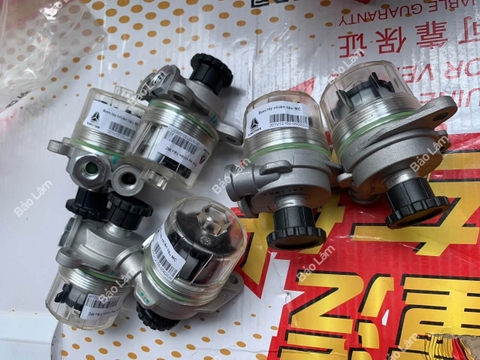 Bơm tay nhiên liệu động cơ Man Sitrak ( MC07, MC11, T5G, T7H )