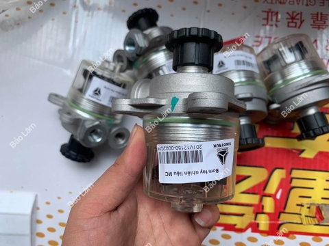 Bơm tay nhiên liệu động cơ Man Sitrak ( MC07, MC11, T5G, T7H )