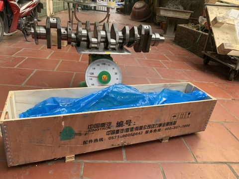 Trục cơ Howo A7 D12.420