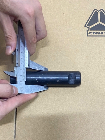 Trục ắc nhíp Mooc 28x125 loại trơn