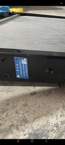 Két nước làm mát Howo A7 375