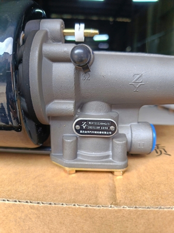 Tổng côn dưới Sitrak ZY