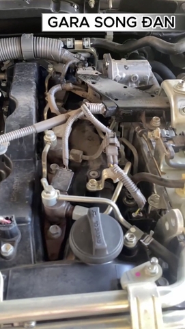 Mẹo nhỏ khởi động xe ô tô khi bị hết ắc quy