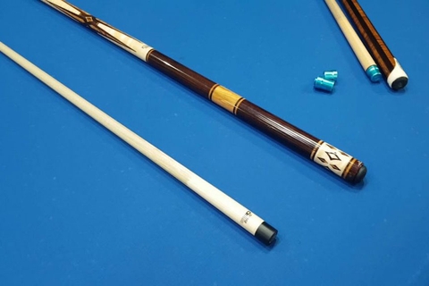 Dụng cụ phụ kiện bàn bi-a bao gồm những gì?