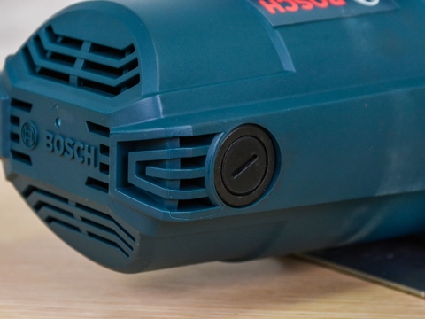 Máy cắt gạch Bosch GDC 140