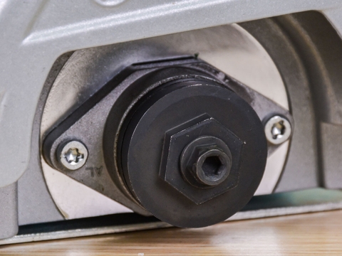 Máy cắt gạch Bosch GDC 140