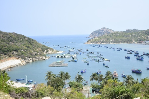 ĐỊA ĐIỂM : Cung đường biển Vĩnh Hy 702 khiến các phượt thủ phải “Thót tim”