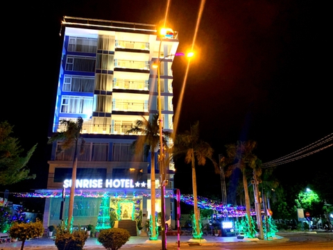 KHÔNG KHÍ GIÁNG SINH BAO TRÙM SUNRISE HOTEL