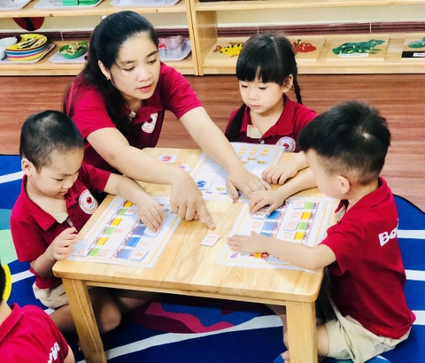 Làm sao giúp trẻ phát triển ngôn ngữ?