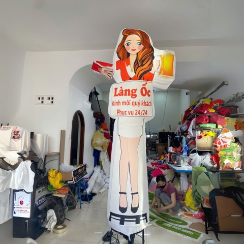 Rối hơi Nhà hàng hình Cốc bia ,Đầu bếp quán nhậu nhà hàng