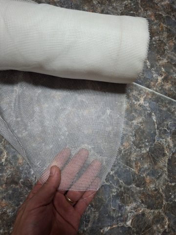 Lưới thủy tinh 2x2, tỉ trọng 80g/m², cuộn 1x50m Mềm - Lưới thủy tinh gia cường chống thấm - Lưới mềm không xô sợi
