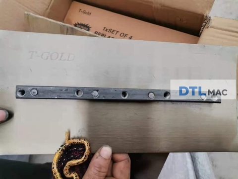 Cánh Máy Xoa Nền Bê Tông 340x150x2mm Trắng - Góc Vuông | Lưỡi Xoa Hoàn Thiện Sàn Bê Tông Cho Máy Xoa 900–1000mm