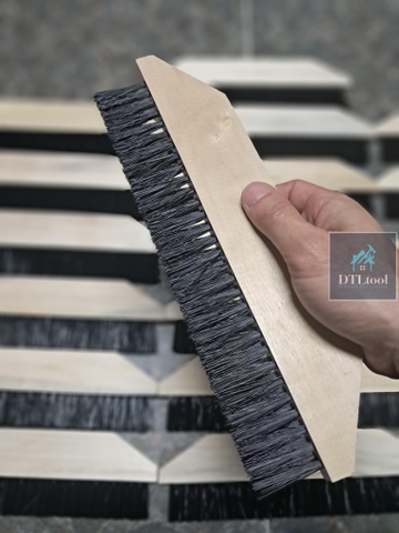 Dụng cụ thi công gạt keo màng chống thấm 3 lớp PPE, PPP, PE, gạt vữa chống thấm