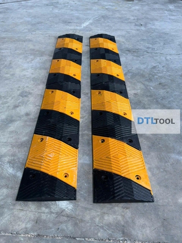 Gờ Giảm Tốc Cao Su 1000x350x50mm SDTL Sọc Chéo | Gờ Giảm Tốc Ô Tô Đen Vàng