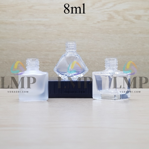 Thân chai thủy tinh treo xe 8ml