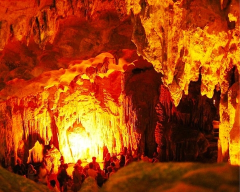 Cẩm nang Du lịch Hòa Bình (cũ) 2026 từ A-Z: Chơi gì? Ăn gì? Ở đâu?