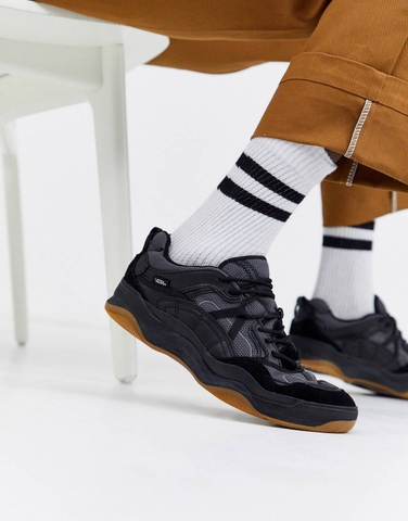 Giày Vans Varix Basket Black/Black Gum Sole