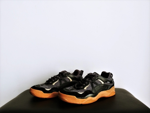 Giày Vans Varix Basket Black/Black Gum Sole