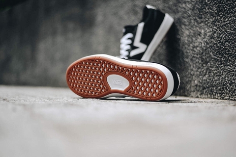 Giày Vans chính hãng Lowland CC Staple Black True White