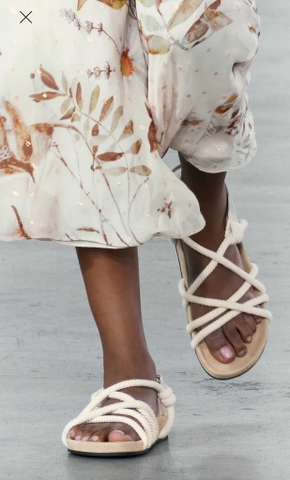 Giày sandals Zara chính hãng bệt quai dây màu kem