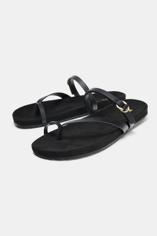 Giày Sandals Zara chính hãng Flat Leathet Strap Black - Đen