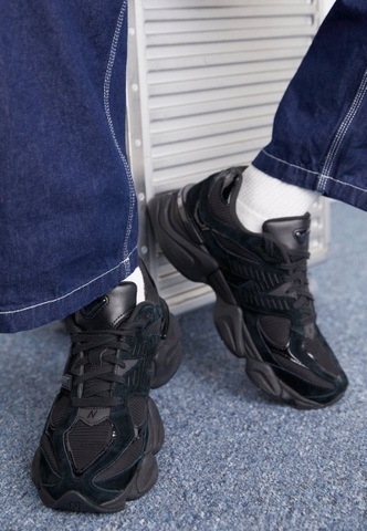 Giày sneaker chính hãng New Balance 9060 Lace Up All Black - ĐEN