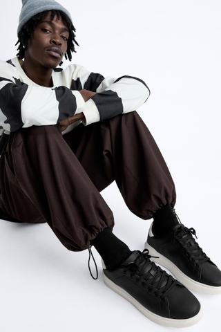 Giày sneaker Zara chính hãng Black Platform - Dáng đế dày Đen