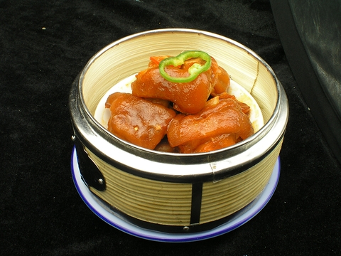 蒸猪手 Móng Giò Hầm