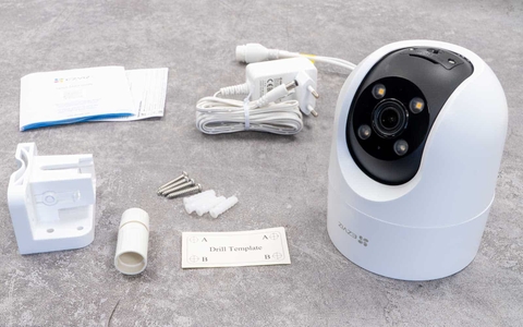 Camera EZVIZ IPC-H8C - 2MP wifi , quay quét 360, có màu