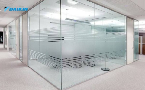 Vách ngăn phòng máy lạnh: Giải pháp hiệu quả cho không gian sống