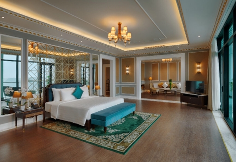 FLC Hạ Long Golf Club & Luxury Hotel