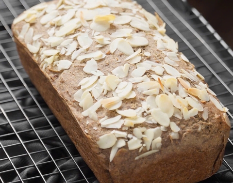 BÁNH MÌ DIÊM MẠCH GLUTEN FREE