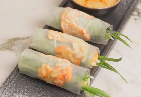 GỎI CUỐN TÔM CHAY