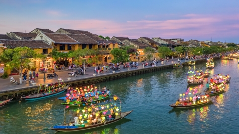 TOUR DU LỊCH HÀ NỘI - HUẾ - HỘI AN - ĐÀ NẴNG - PHỐ CỔ HỘI AN - BÀ NÀ HILL 4 NGÀY 3 ĐÊM (bay đến Huế - về từ Đà Nẵng)
