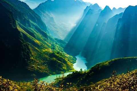 HÀ GIANG – SÔNG NHO QUẾ - ĐÈO MÃ PÍ LÈNG