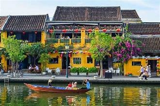 TOUR DU LỊCH HÒA BÌNH - HUẾ - HỘI AN - ĐÀ NẴNG - PHỐ CỔ HỘI AN - BÀ NÀ HILL 4 NGÀY 3 ĐÊM (bay đến Huế - về từ Đà Nẵng)