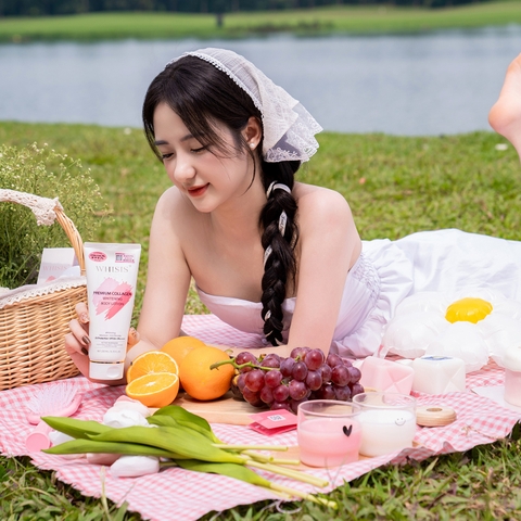 Kem Body Trắng Da Chống Nắng Nâng Tone Trắng Hồng Rạng Rỡ WHISIS Premium Collagen Whitening Body Lotion 200ml