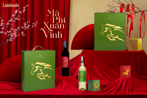 Hộp quà Mã Phi Xuân Vinh 1
