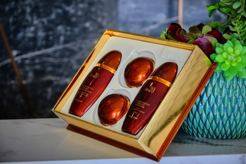 RE20 FUTURE PERFECT WRINKLE Four-piece Set MADE IN KOREA (Skin: 150ml, Lotion: 150ml, Cream: 60g, Eye Cream: 35g)