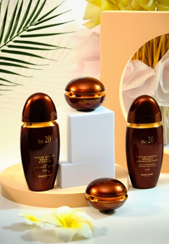 RE20 FUTURE PERFECT WRINKLE Four-piece Set MADE IN KOREA (Skin: 150ml, Lotion: 150ml, Cream: 60g, Eye Cream: 35g)