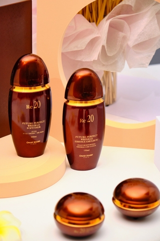 RE20 FUTURE PERFECT WRINKLE Four-piece Set MADE IN KOREA (Skin: 150ml, Lotion: 150ml, Cream: 60g, Eye Cream: 35g)
