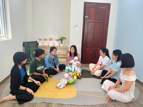 Khám phá lớp đào tạo chuyên nghiệp dành cho bảo mẫu tại Kidizen